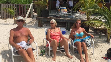 8B622153-B9D0-4DBA-A26F-585BA6AEEE96