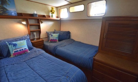 34CD0762-A210-42B4-AAD2-B0D1F3536D3E